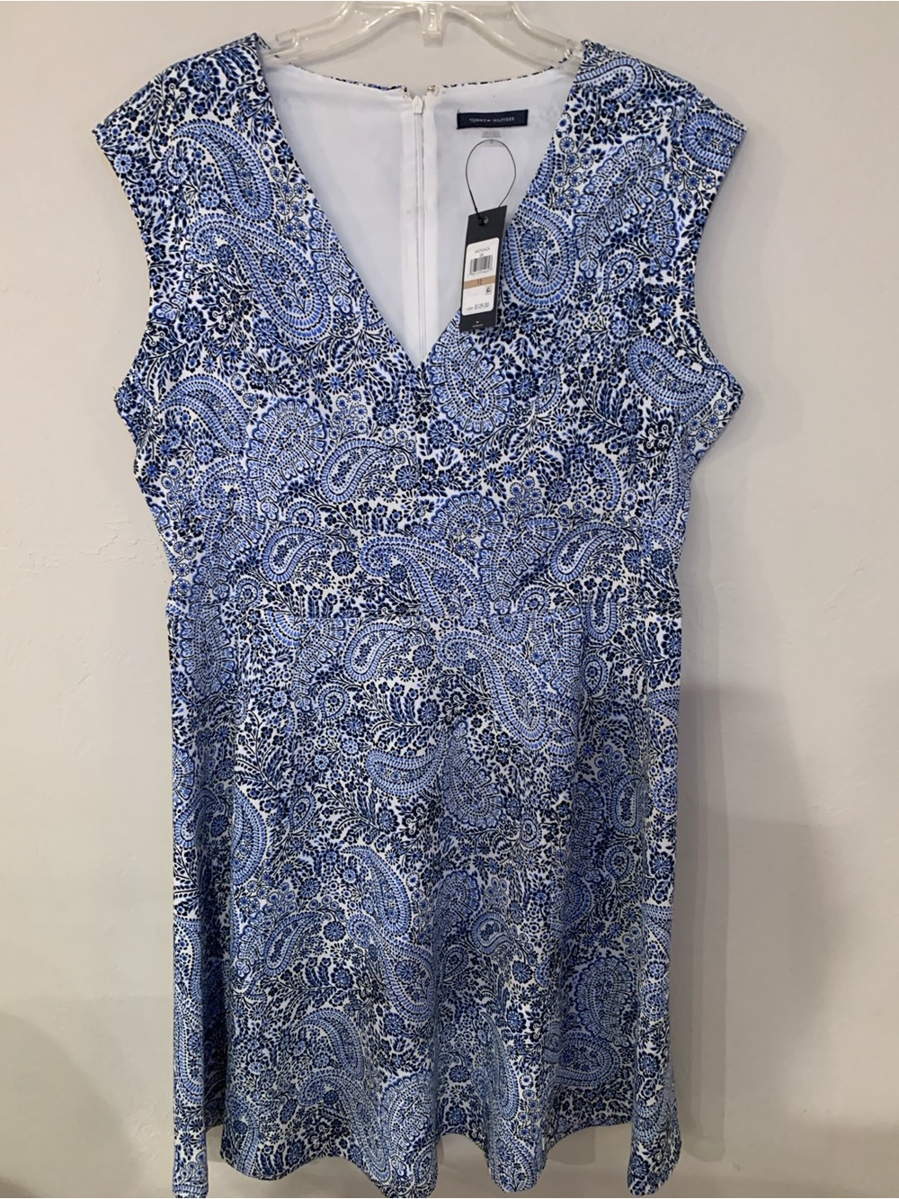 Tommy Hilfiger Blue & White V Neck Paisley Print Sleeveless Dress NWT size 12